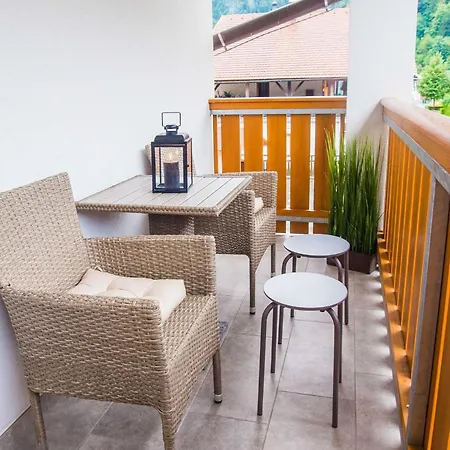 Hilltop Cozy - Two Bedroom Luče